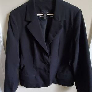 Very cute black blazer. Great Condition!